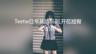 婚纱店试衣间的准新娘们穿上婚纱都好漂亮