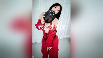 牛仔短裤龅牙妹子 手伸进衣服摸摸奶子 撩起衣服吸奶舔逼沙发上猛操