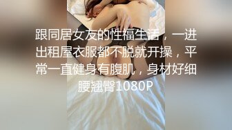 大神旅游景区一路走一路抄底众多的美女少妇眼界大开 (13)