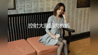 养生馆新来的极品白皙身材美女顾客，一边和追求者打电话一边按摩，被技师强行干，开始还抗拒，后来爽得叫起来了